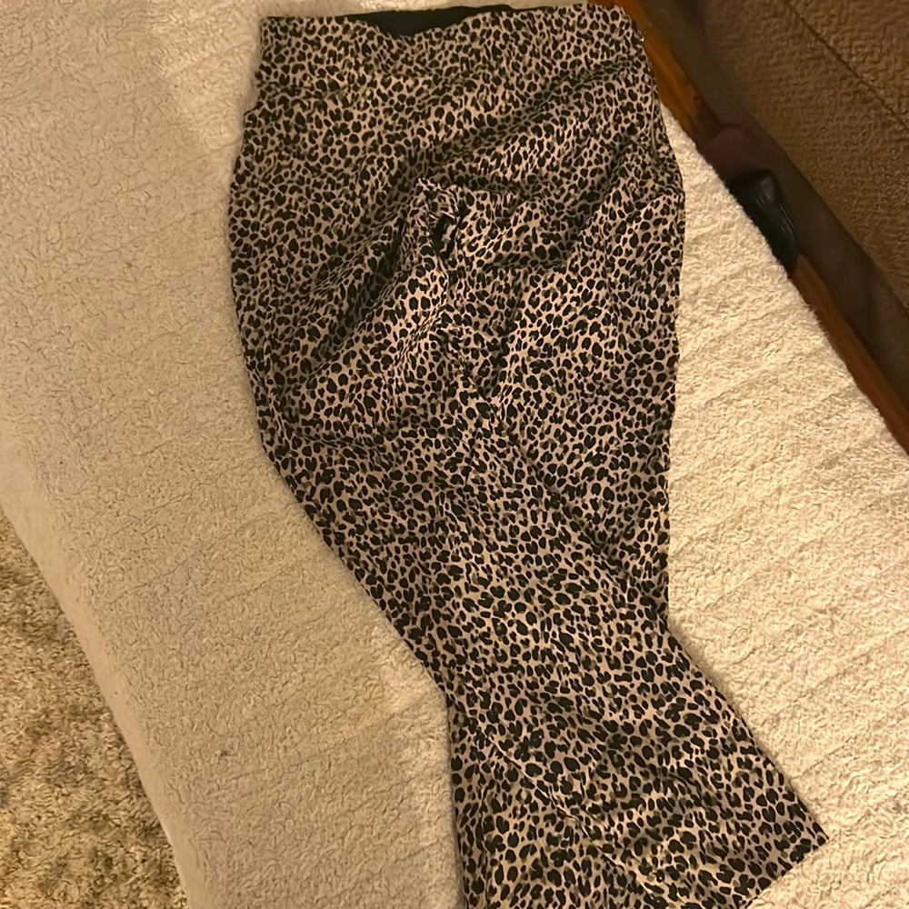 animal print high rise, ankle length pants